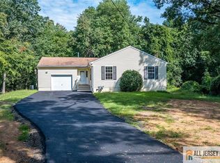 134 Old Beekman Rd, Monmouth Junction, NJ 08852
