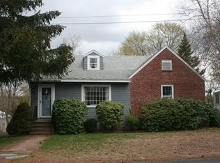17 Burke St, Westwood, MA 02090