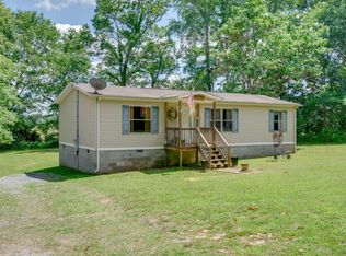 9975 Ligon Love Rd, Bon Aqua, TN 37025