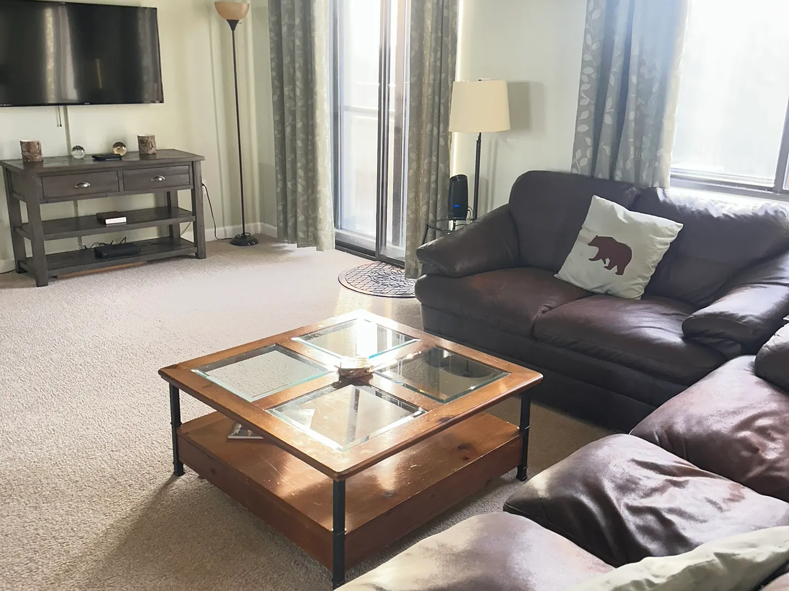 2 bed, 988 sqft, $1,800 — Photo 2