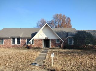 1502 N Florence Pl, Claremore, OK 74017