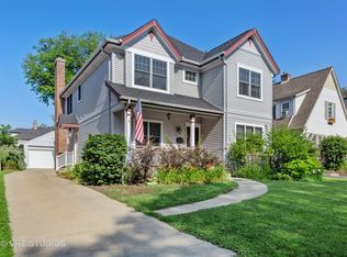 348 N Maple Ave, Elmhurst, IL 60126