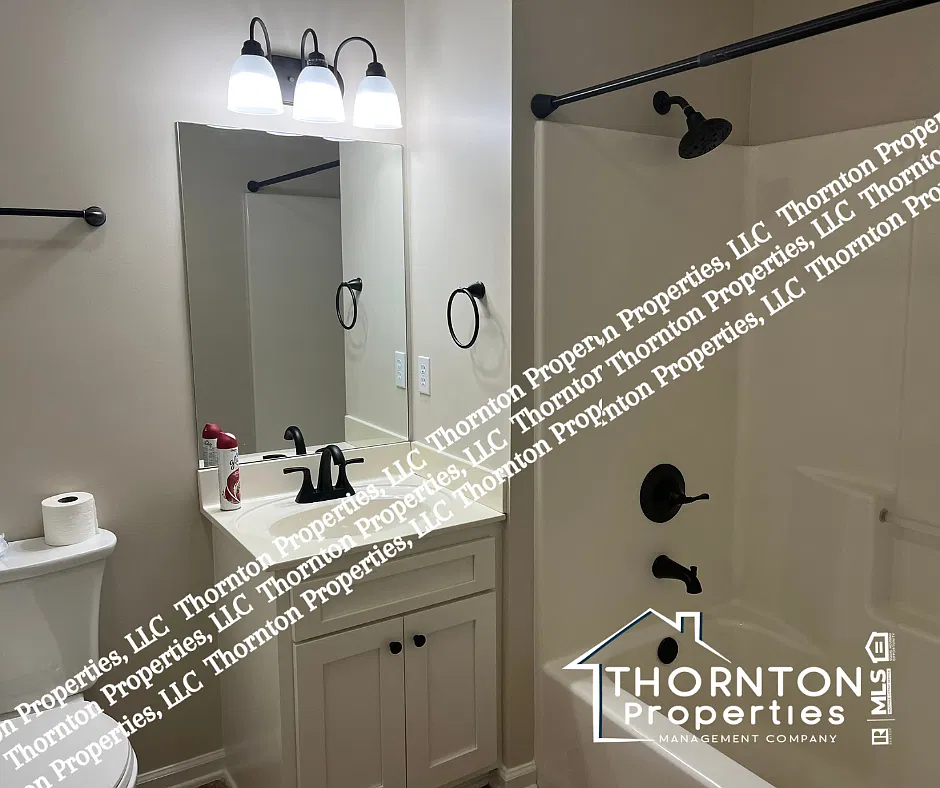 2 bed, 1200 sqft, $1,200 — Photo 4
