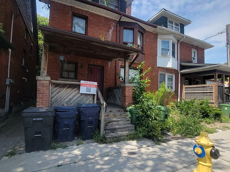 184 Spadina Rd #1 — Photo 1