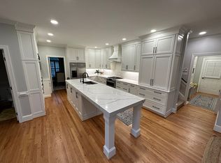 6304 Godfrey Dr, Raleigh, NC 27612