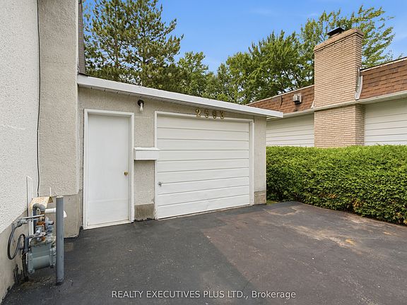 5th image of 2593 Cleroux Cres
