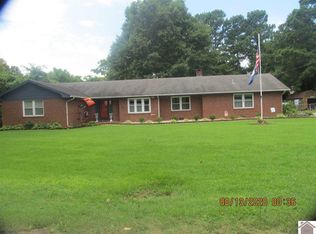 106 S College St, Clinton, KY 42031