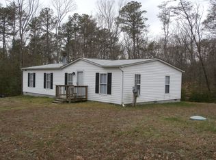 26130 Clarkes Village Ln, Mechanicsville, MD 20659