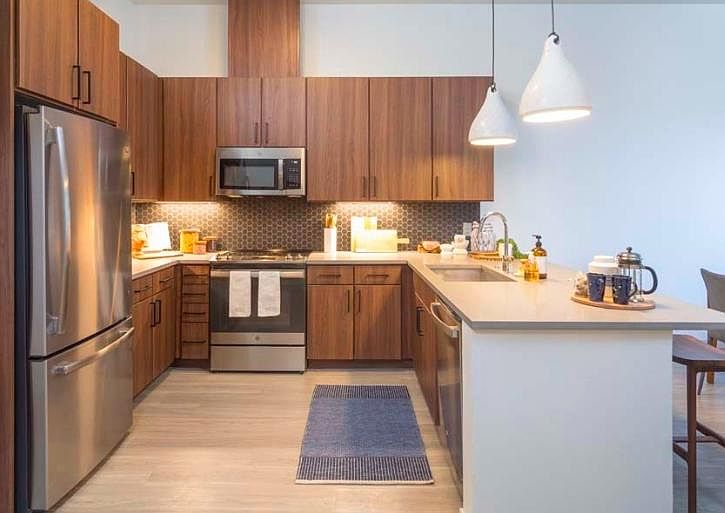 1st image of 330 N Sherman St #7