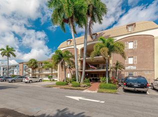460 Paradise Isle Blvd APT 307, Hallandale Beach, FL 33009