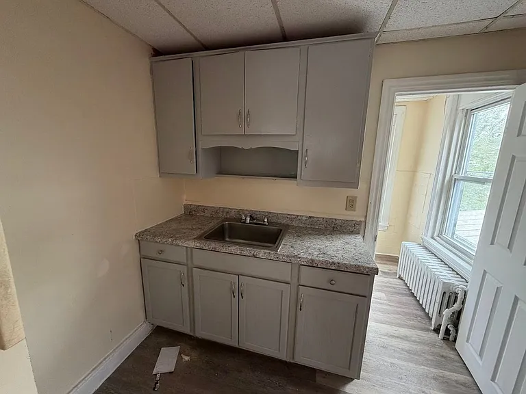 232 Wunder St — Photo 14