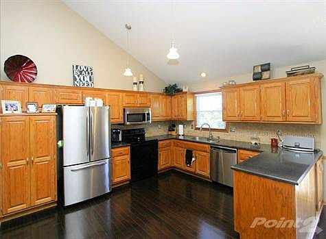 12725 Kitchen Close Up