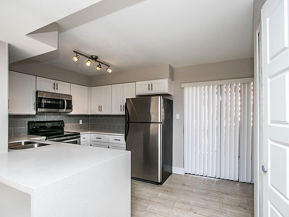 3rd image of 9355 N 91st St Unit 215