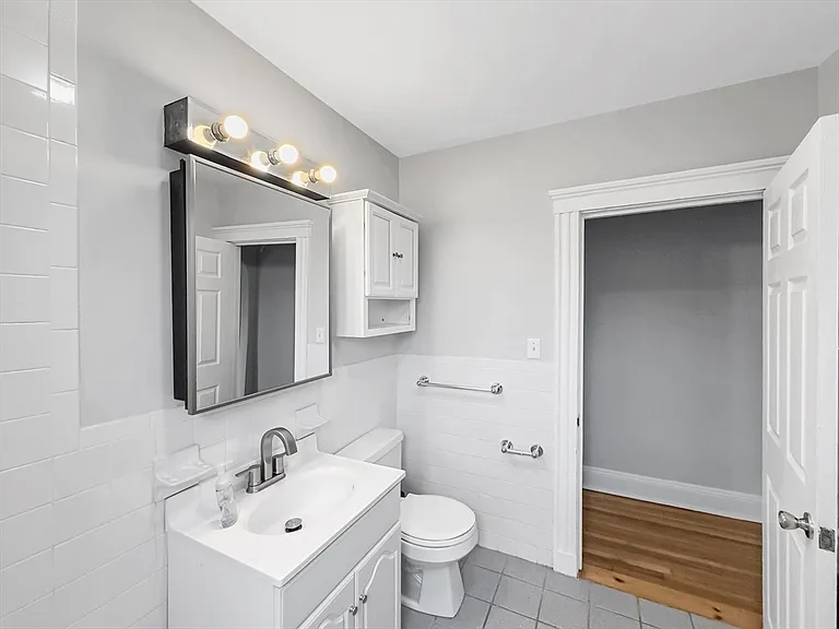 595 Centre St #3 — Photo 13