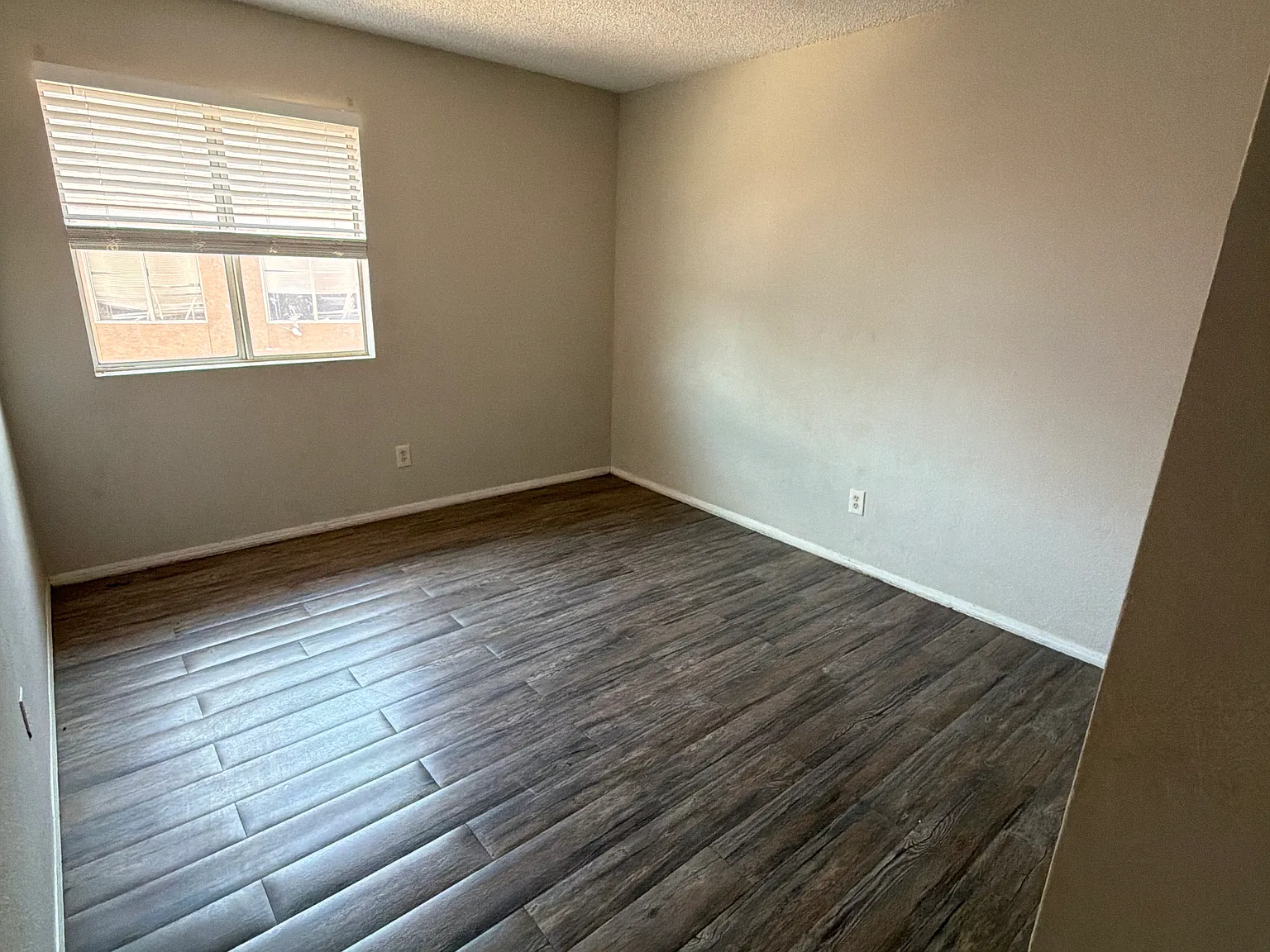 3 bed, 1216 sqft, $1,500 — Photo 4