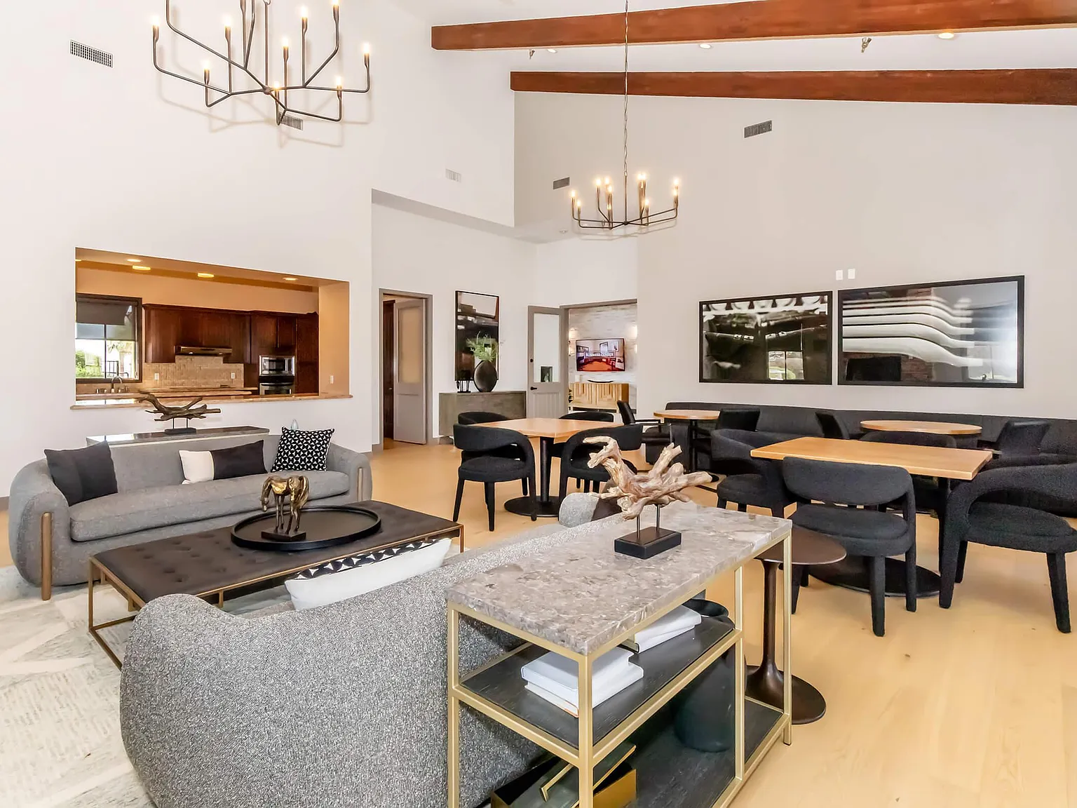 Vineyards at Palm Desert Apartment Homes — Photo 4