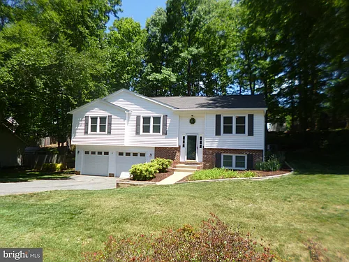 7 S Pointe Ln Photo 1