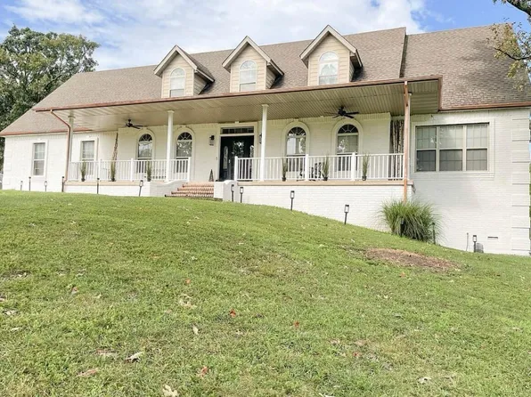 1541 Briarwood Drive, Marshfield, MO 65706