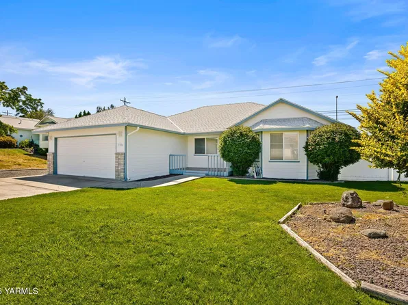 5506 Castle Mountain Ct, Yakima, WA 98901