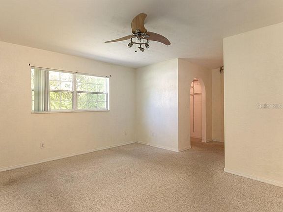 2nd image of 615 Dunbar Ct