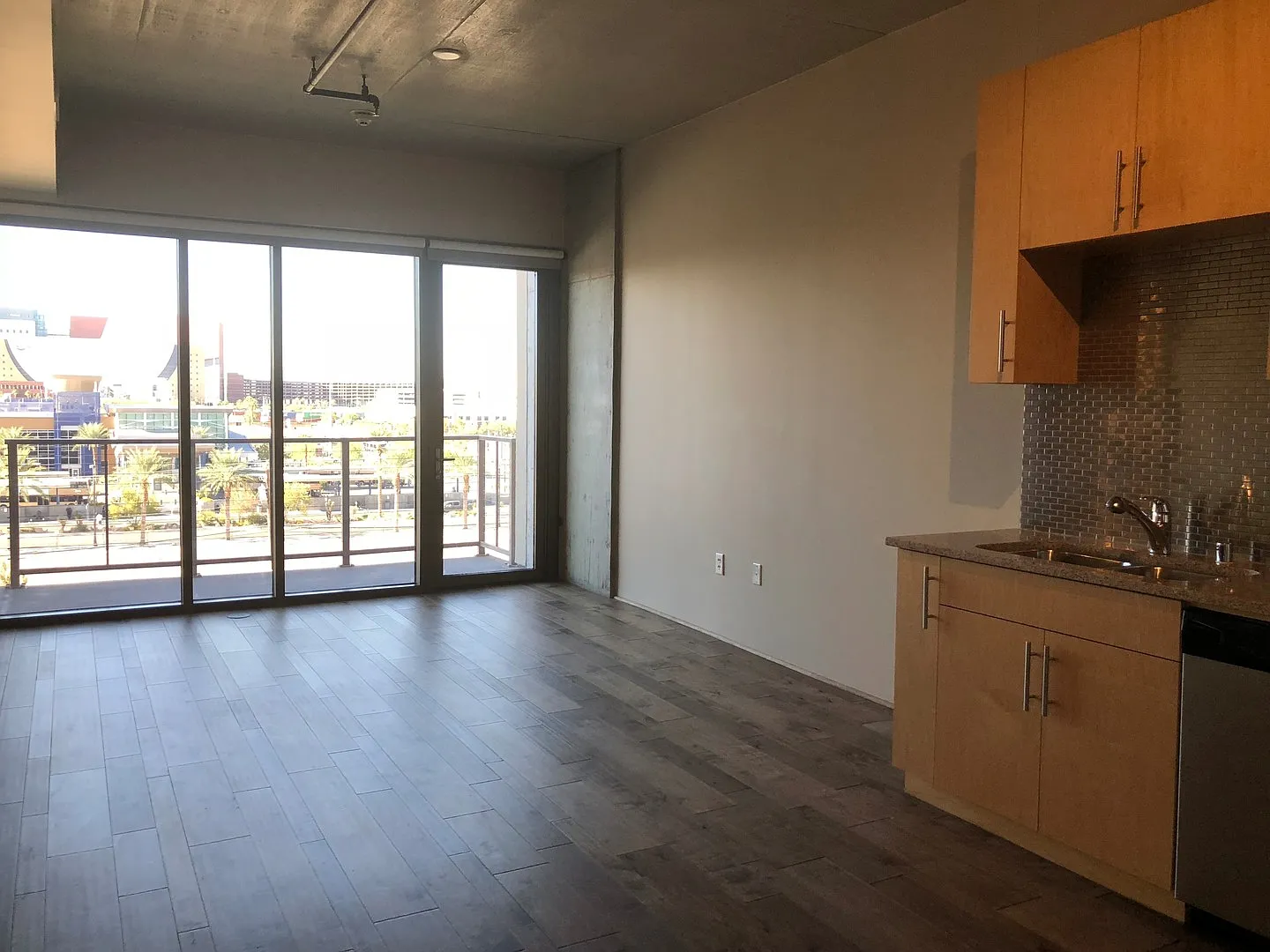 Juhl Loft Style Living 1 Bedroom + Den Unit For Lease — Photo 1