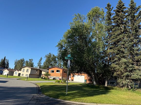 4th image of 1740 Kodiak St