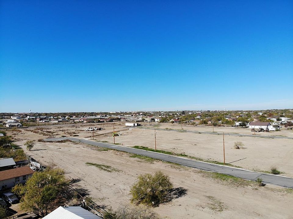 1st image of 3049 Ariel Dr