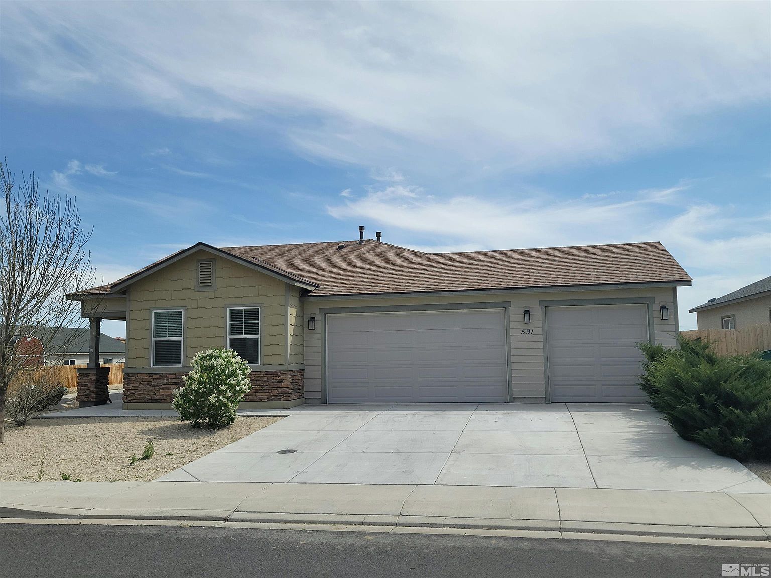 591 White Eagle Ln, Fernley, NV 89408 | Zillow
