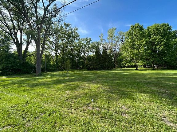 5th image of 2680 New York St