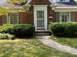 2823 Densmore Dr, Toledo, OH 43606