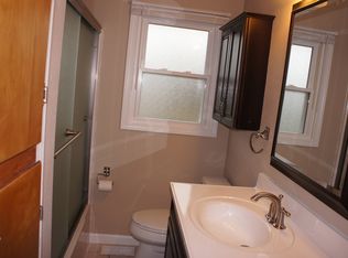 10742 Elmhurst St, Luna Pier, MI 48157