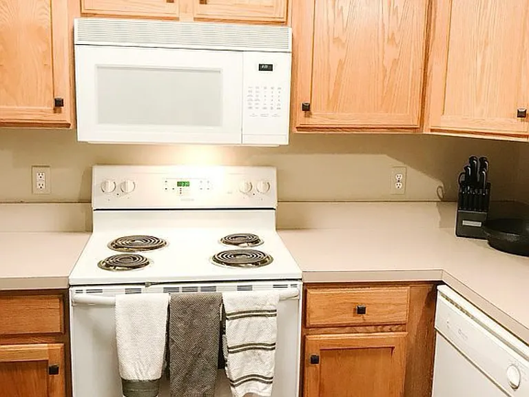 2803 Barclay Way — Photo 20