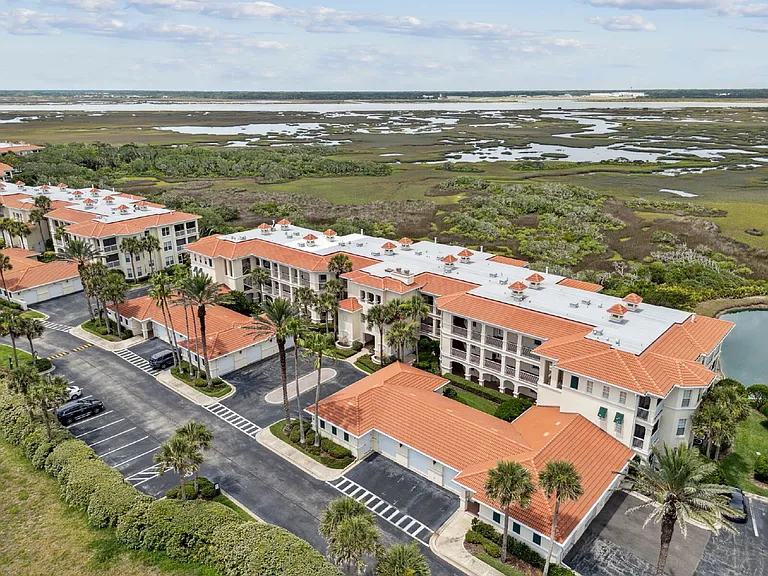 425 N Ocean Grande Dr #102 — Photo 42