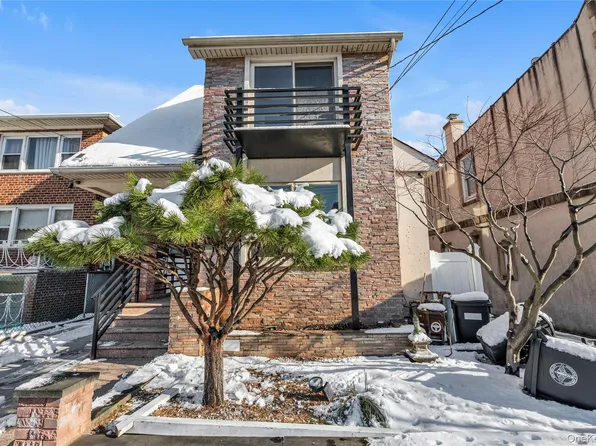 6123 165th Street, Fresh Meadows, NY 11365