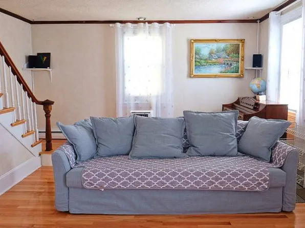 19 Oak St, Winchester, MA 01890