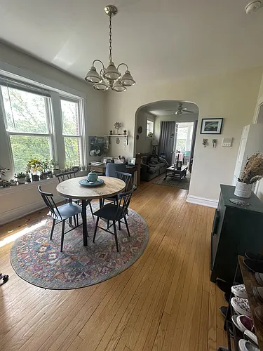 5000 N Sawyer Photo 1