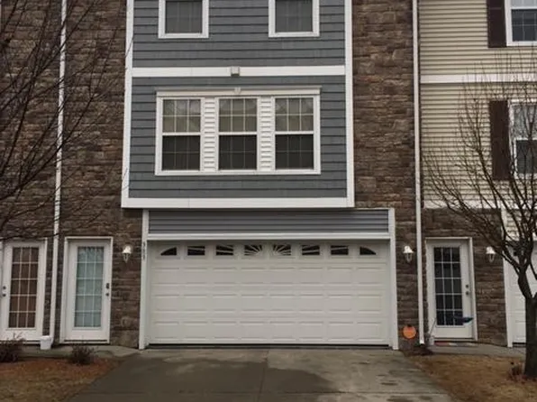383 NE Sandalwood #383, Waukee, IA 50263