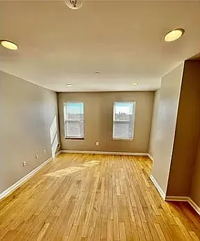 1599 Retreat St — Photo 14
