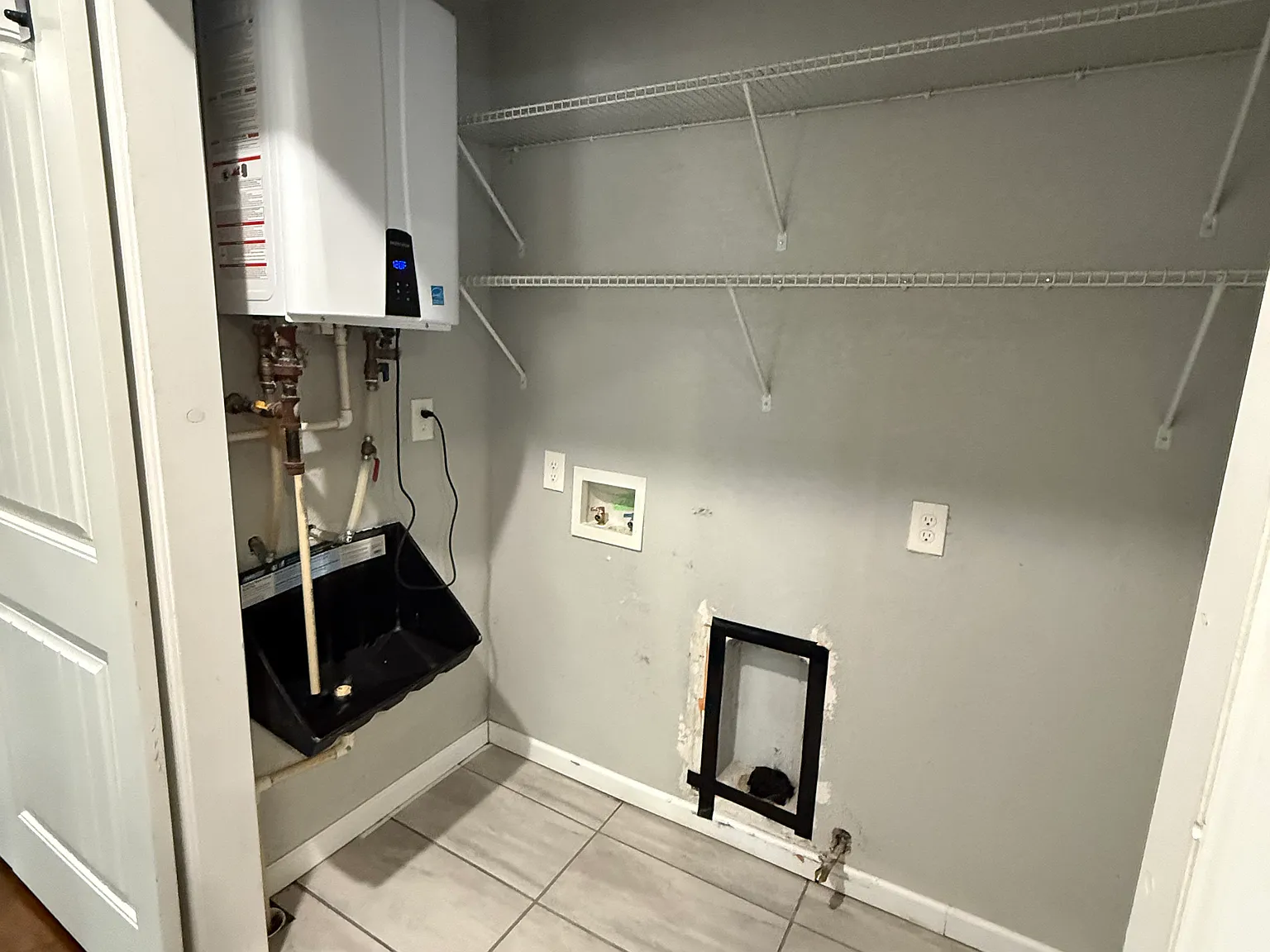 2 bed, 740 sqft, $1,050 — Photo 2