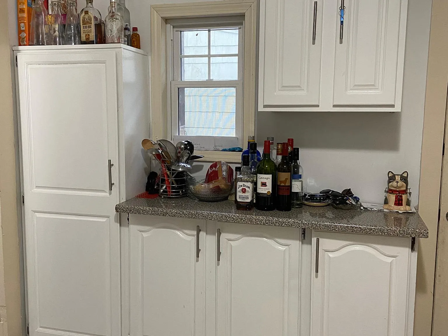 415 Parkdale Ave — Photo 3