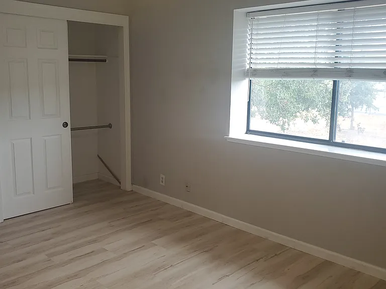 17125 Creekside Cir — Photo 5