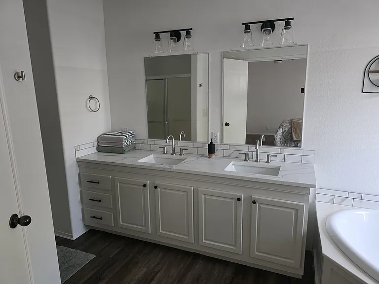 1302 N Alameda Rd — Photo 18