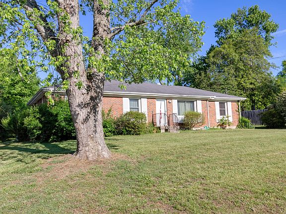 3rd image of 102 Trucord Dr