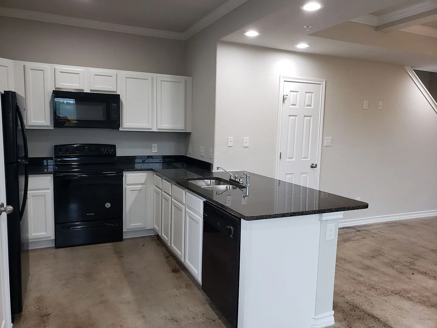 Town home for rent — Photo 3