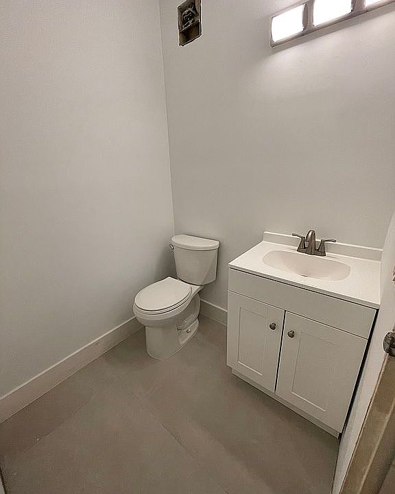 Half bathroom downstairs 