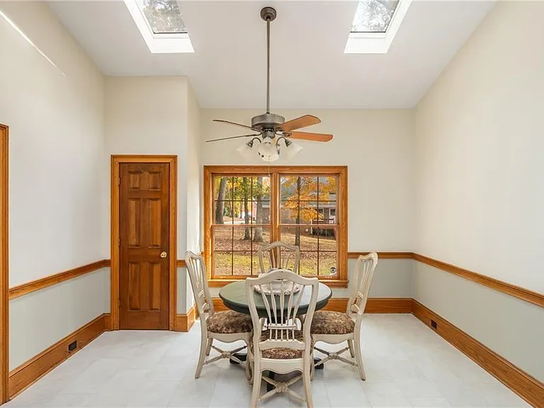 830 Cramac Dr — Photo 22