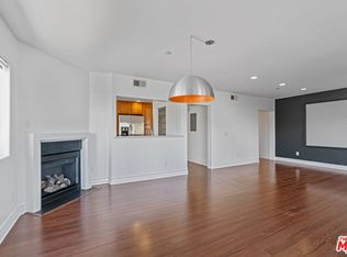 936 N Hudson Ave #201, Los Angeles, CA 90038