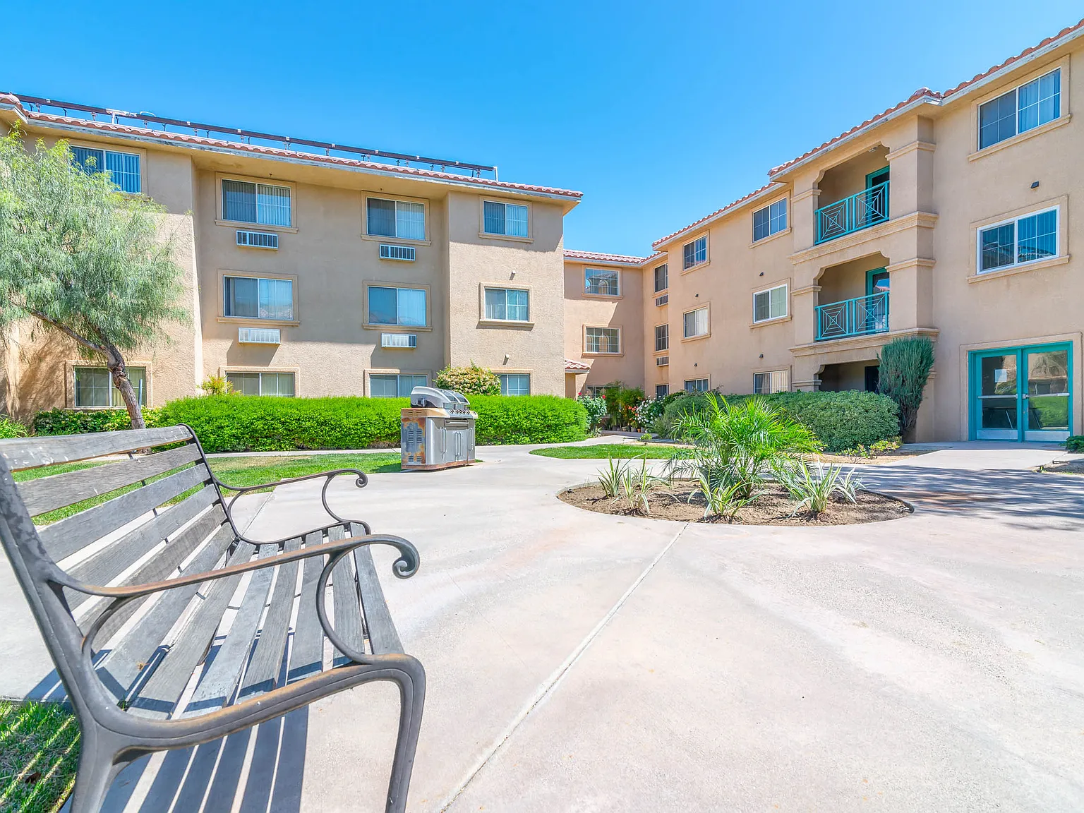 Lancaster Village Senior Living Apartments — Photo 2