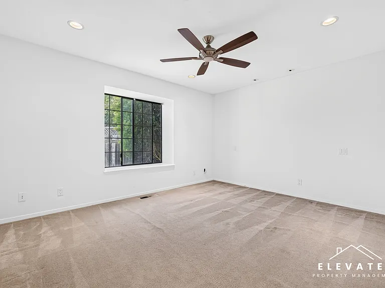 938 Wood Sorrel Dr — Photo 11