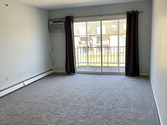 3rd image of 8577 W 101st Ter APT 302
